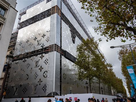 nombre de magasin louis vuitton dans le monde 2022|Chiffres clés .